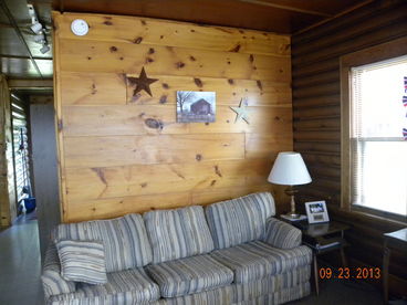 Nicely decorated cabin.