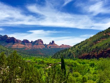 Amazing Red Rock and Canyon Views are yours to enjoy at the Sedona Guest Villa.