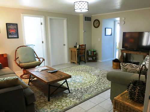Maggies Retreat- Main floor sitting area with Large TV