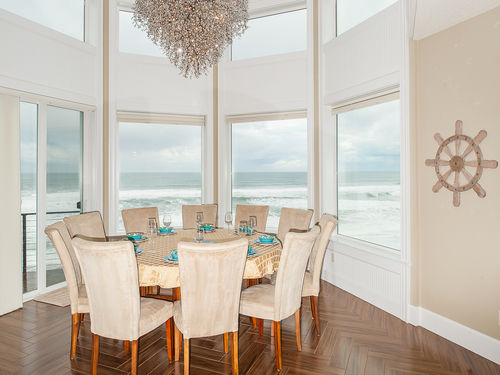 Large dining room table for 10 with spectacular Ocean views