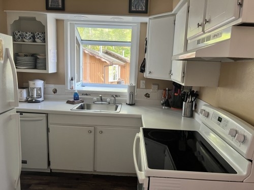 Catfish Main Cabin
