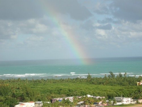 Beachfront Penthouse Suite1,850 Ft^2 w30 Balcony