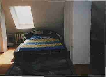 Bedroom (second floor) + air conditioning