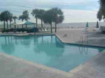 Oceanfront pool