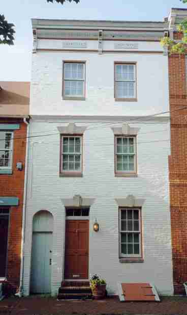 Listing Main Photo