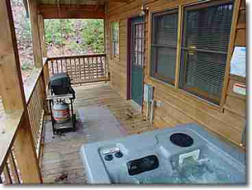 Deck w/ Hot Tub