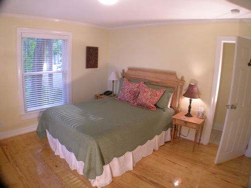 Full Bed