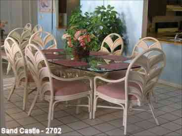 Pass-thru Dining Room