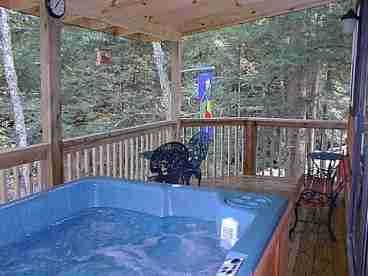 HONEYMOON DELUXE CABIN ** SPA ** $ 735.00 A WEEK, PARTY OF 2