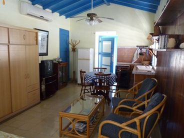 Studio for rent in Havana (Miramar)
cubamigos@yahoo.es