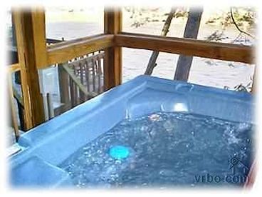 Hot Tub On Screened Porch Overlooking Toccoa