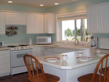 Gourmet Equipped Kitchen
