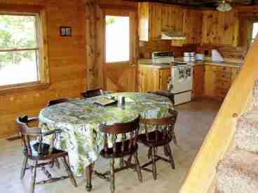 Luxury Log Cabin Overlooking Moosehead