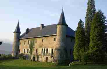 East Side of Chateau