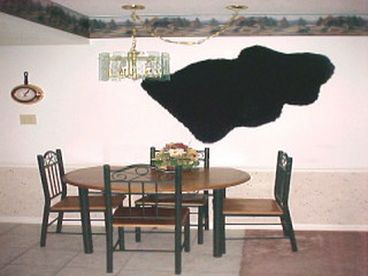 $75 Night-High Chalet Vacation Condo-2 bedroom -2 bath