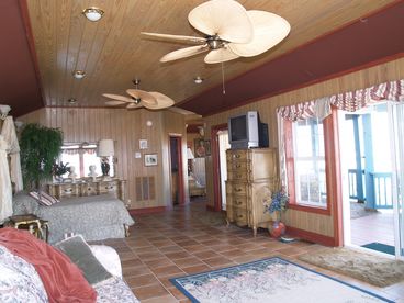 1500 Sq Ft Master Suite