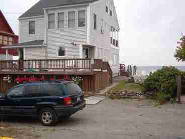 REAR HOUSE DECK TO OCEAN