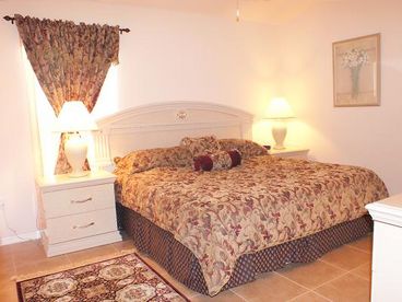 Master King Bed