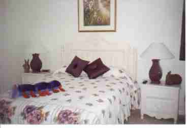 Bedroom-queen bed