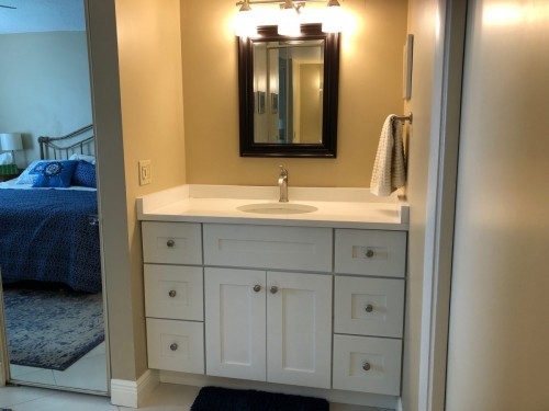 2 Dbl Beds in Guest Bedroom