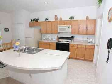 Fully Fitted Kitchen