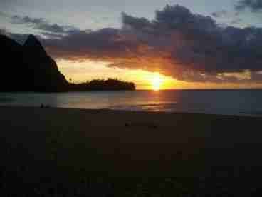 Enjoy this beautiful Kauai sunset every night