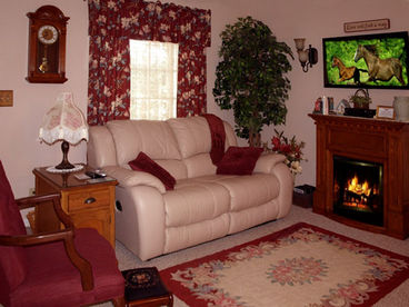 Nashville Cabin Rentals - 20 Min. to Nashville, on Private Farm, WiFi, & More!  