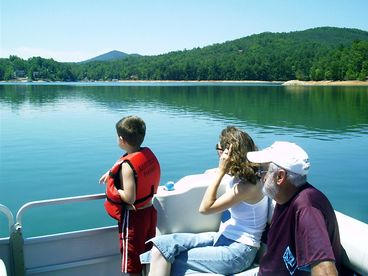 Boating on Lake Nottely