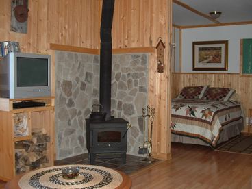 The Rosy Finch living area and bedroom