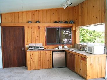 The Kitchenette is equipped with lots of amenities.