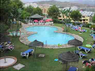 Rancho B Main pool