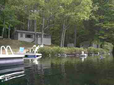 NH lakeside cabin