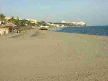 The beach at Cabopino