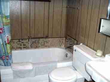 Upstairs Bath
