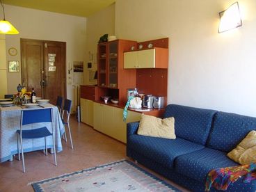 Alamanni Apartment