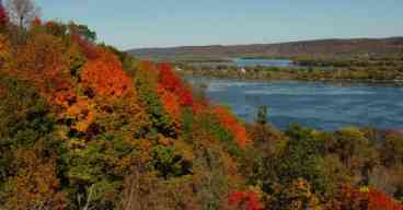 Fall leaf tour