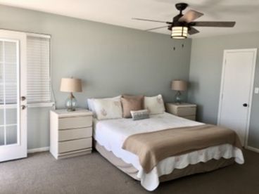 Master Bedroom with King size Bed