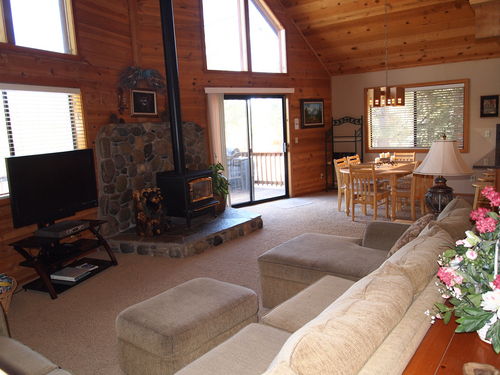 Tahoe Donner Luxury - 4Bdrms/2MstrBdrms/3Baths/Natl Forest, 2Decks, Wireless www