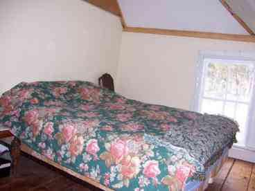 Bedroom 2 Queen Bed