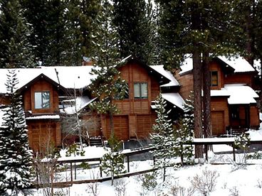 In the winter, Lake Tahoe has some of the best ski resorts imaginable, just minutes away!