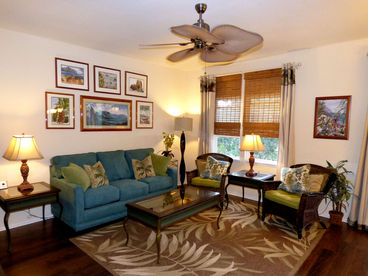 Spacious living areas that are decorated in a relaxed, yet elegant, tropical island style