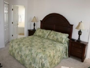 King size Master Bedroom