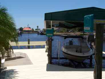 Outdoor docks/lifts/sun deck/sitting area- patio overlooking waterfront