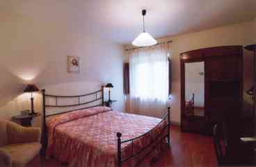 Double bedroom with king size bed 