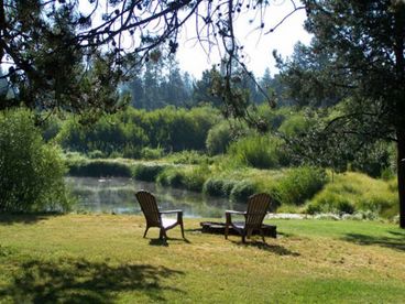 Relaxing along the Little Deschutes