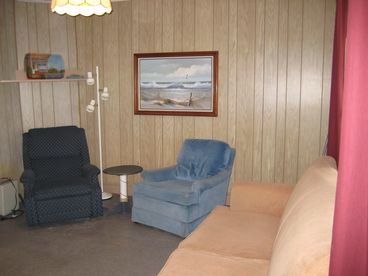 Living Area - 4 bedroom