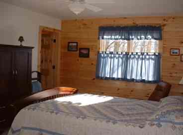 2nd master bedroom with queen