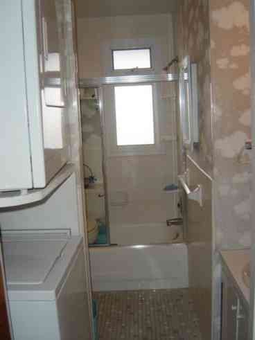 BATH / LAUNDRY
