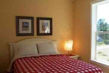 upstairs room 2