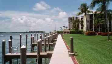 Chickee Hut / Bay View